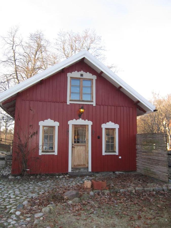 Beautiful Apartment Close To Lake Maelaren Södertälje Kültér fotó